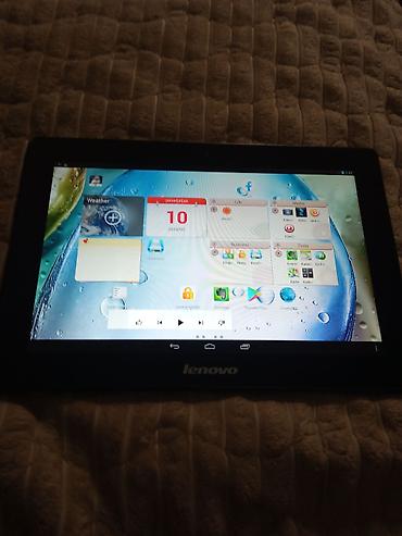 Lenovo: Lenovo tablet – crni - Ekran: oko 10 inča, širok format — 4
