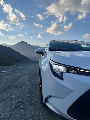 byd e6: Toyota Levin: 2023 г., 1.8 л, Гибрид, Седан — 2
