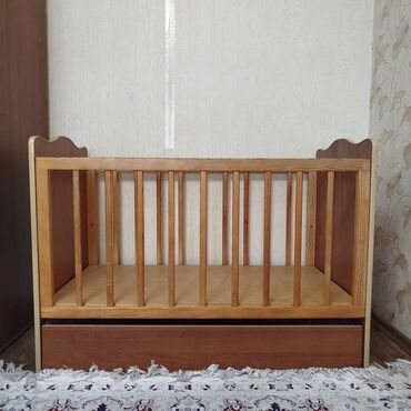 манежи для детей: Манеж,ходонок,детский кресло,для купания малыша Всё за 5000 тысячи