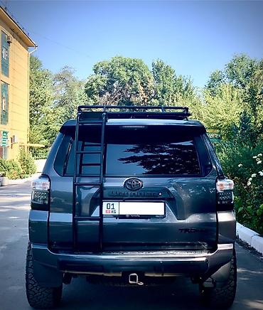Toyota 4Runner: 2019 г., 4 л, Автомат, Бензин, Внедорожник — 8