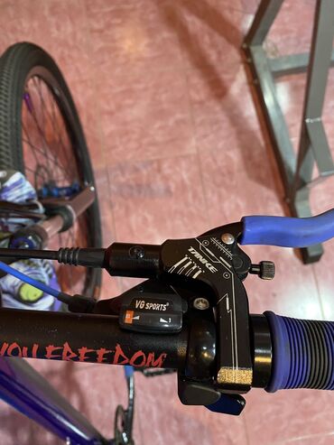 BMX velosipedlər: Salam. Ram - alminumdur Tormuz- TANKE Hidrolik əyləclər. Yağ — 3