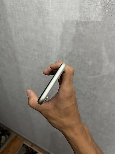 18 pro: IPhone 11, Б/у, 128 ГБ, Белый, 100 % — 8
