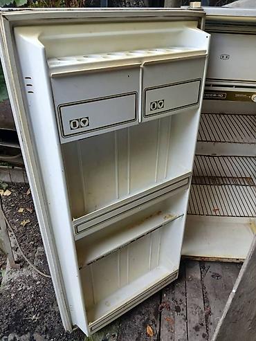 Холодильники: Советский холодильники есть 2 в наличии . оба в не рабочем состоянии — 3