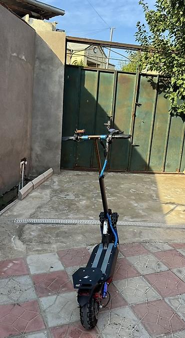 самокат для трюков: Elektrikli skuter – güclü və komfortlu şəhər/əngebəli yol gedişi üçün — 6