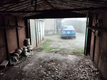 Kirayə qaraj: 25 kv. m, 4 * 6 * 2 Metal Kommunal xətlər qoşulmayıb — 10