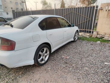форестер 1997: Продается автомобиль Subaru Legacy белого цвета. Этот седан выделяется