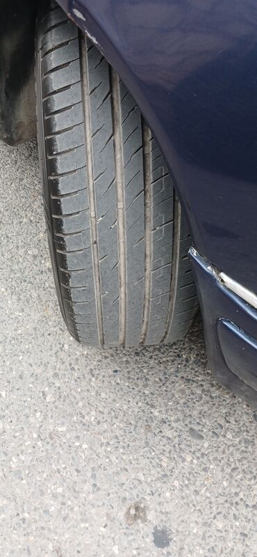 Mercedes-Benz: Mercedes-Benz E-Class: 2.2 l | 1997 il Sedan — 13