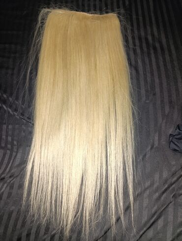 Təbii saçlar, pariklər: Sac ushag sacidir,ipek kimidir,cox dolu sacdir,hem eteyi,hemde — 11