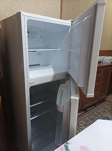 холодильник для косметолога: Холодильник LG б/у в хорошем состоянии, классический белый — 2