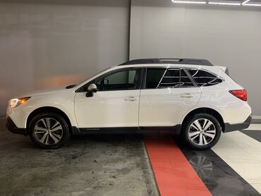 Subaru: Subaru Outback: 2018 г., 2.5 л, Типтроник, Бензин, Кроссовер