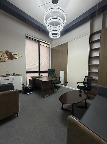 Сдаю Офис целиком: IT-компания, 213 м², В жилом комплексе, С ремонтом, С высокими потолками