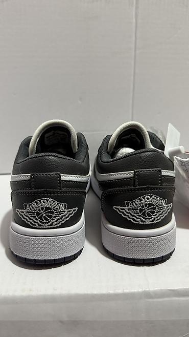 dunk low: Мужские кроссовки, 35, 36, 37, Air Jordan, Новый, цвет - Черный, Самовывоз, Платная доставка — 3