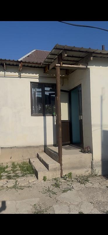 квартал: Продаётся одноэтажный дом в Бишкеке. Рухий мурас все комуникации — 4