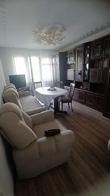 детский сад ясли: 3 комнаты, 58 м², 8 мкр 104 серия, 3 этаж, Косметический ремонт — 4