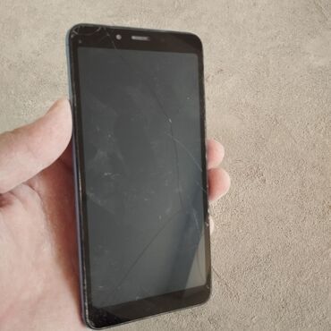 консоль для телефона: Redmi, Redmi 6A, Колдонулган, 32 ГБ, 2 SIM