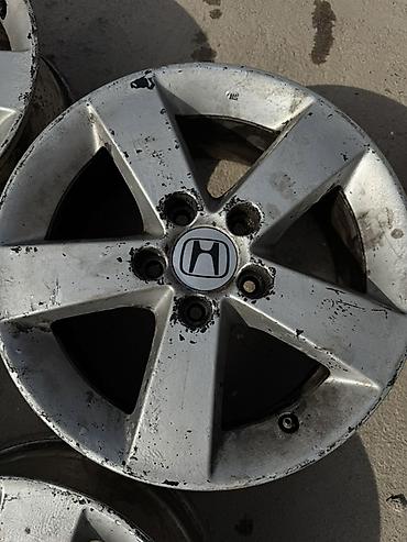 Унаа: Куйма Дисктер R 16 Honda, Комплект, тешиктери - 5, Колдонулган — 3