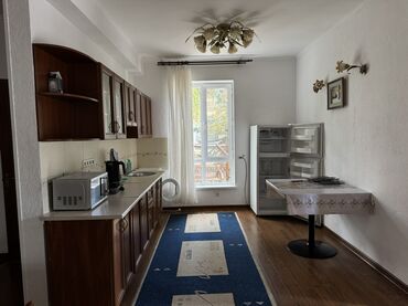 Продажа домов: Коттедж, 280 м², 8 комнат, Собственник — 5