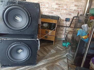 pc case: Сабвуферы JBL в корпусах - Два низкочастотных динамика JBL в закрытых — 1