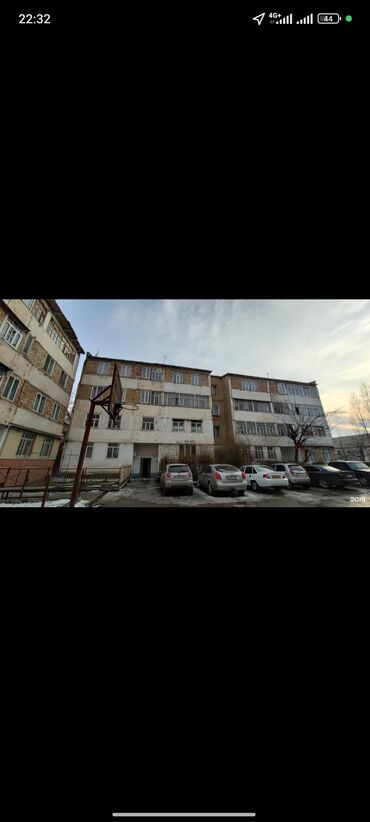 продажа квартир бишкек 3 комн кв 106 серии: 4 комнаты, 2000 м², 3 этаж, Старый ремонт