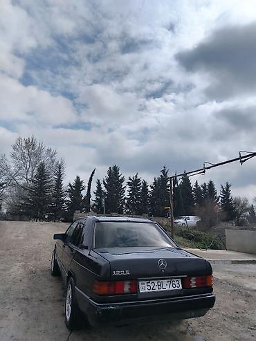 vaz qabaq susecl: Mercedes-Benz 190 (W201): 1.8 l | 1993 il Sedan — 7