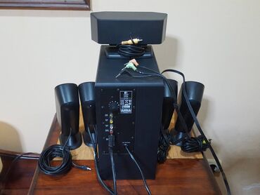 Zvučnici i stereo sistemi: Logitech Z4i (Slika 1. 2. 3. i 4. ) - 5000 dinara Odlican zvuk, nema — 3
