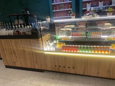 Digər restoran, kafe avadanlığı: Kafe/şirniyyat vitrini və mətbəx avadanlığı paketi Təsvir: - Ön — 9