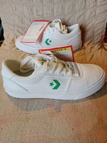Patike: Converse, Veličina - 30, Anatomske — 1