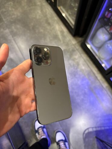 iphone ucuz telefonlar: IPhone 13 Pro, 128 GB, Space Gray, Face ID, Simsiz şarj