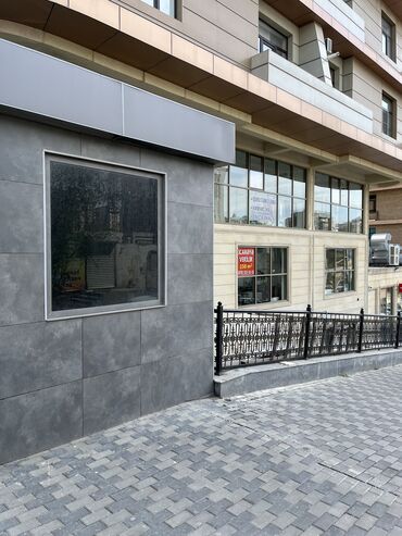 Mağazalar: Səməd Vurğun küçəsində, Təzə Bazarın yanında, vitrinləri Səməd Vurğun -da lalafo.az — 2 Mağazalar: Səməd Vurğun küçəsində, Təzə Bazarın yanında, vitrinləri Səməd Vurğun — 2