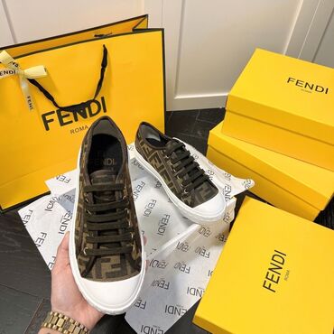 найк меркуриал: Кроссовки, 37, Fendi, Новый, цвет - Коричневый, Самовывоз
