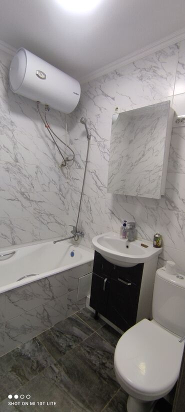 сниму квартиру ош долгосрочная: 2 бөлмө, Менчик ээси, Чогуу жашоосу жок, Толугу менен эмереги бар