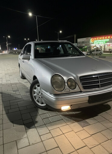 Mercedes-Benz: Mercedes-Benz E-Class: 1995 г., 3.2 л, Автомат, Бензин, Седан — 1