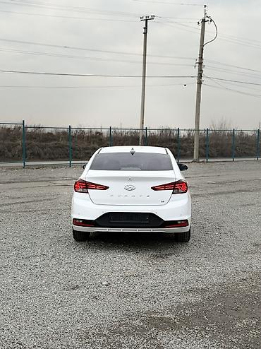 Hyundai: Hyundai Avante: 2019 г., 1.6 л, Вариатор, Бензин, Седан — 4