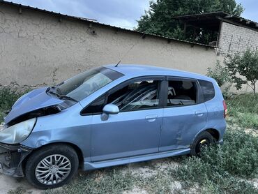 купить запчасти опель омега б: Автомобиль Honda Fit синего цвета. Машины на запчасть жана айдаганга