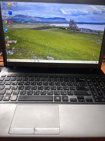Ноутбуки: Ноутбук, Samsung, 8 ГБ ОЗУ, Intel Core i5, Б/у, Для несложных задач, память SSD