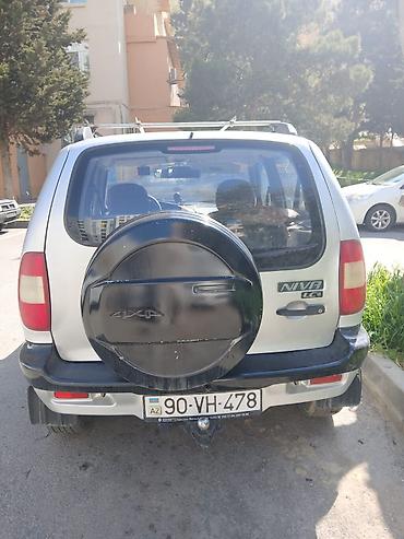 niva diskler: Chevrolet Niva 4x4 SUV - Gövdə: 5 qapılı, kuzovda plastik qoruyucu — 2