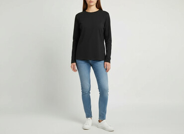 nike essential t shirty: Bluzka damska, rozmiar S