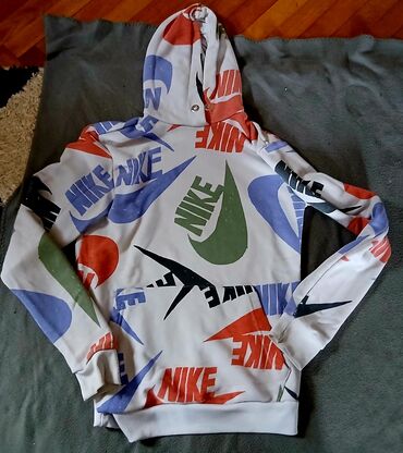 duks delije sever: NIKE Muski duks M