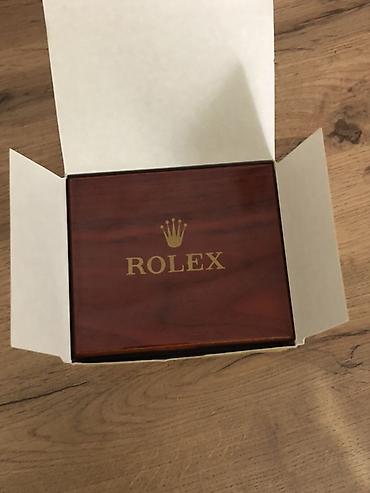 qizil saat kreditle: Məhsul: Rolex qol saatı (tam qablaşdırma ilə) Təsvir: - Korpus: polad — 3