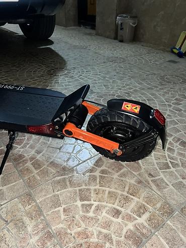 notbuk çanta: İşlənmiş Elektrik samokat 10", > 1000 Vt, > 45 km/s, Ödənişli çatdırılma — 5