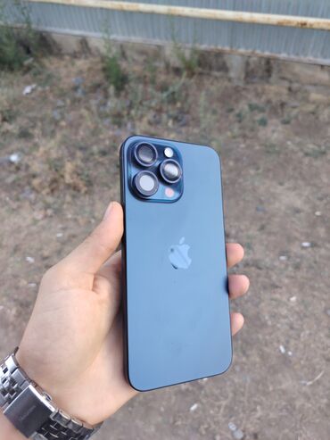 Apple iPhone: IPhone 15 Pro Max, Göy