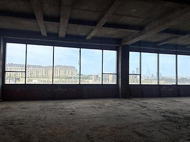 Kommersiya daşınmaz əmlakının satışı: Ağ Şəhərdə 1100 m² PREMIUM KOMMERSİYA OBYEKTİ — SATILIR Yer: Ağ — 2