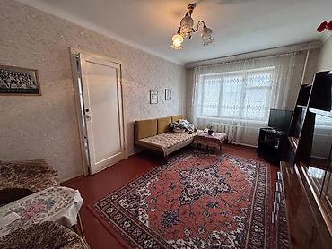 золотой квадрат: 2 комнаты, 42 м², Бишкек Парк ТРЦ Хрущевка, 2 этаж, Косметический ремонт — 2