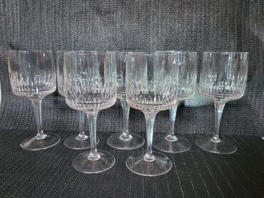 Čaše: Case nove kristal 60,70te za vino,rucni rad. Case komada 7 u ceni — 10