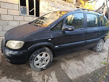 mersedes e320: Opel Zafira: 2004 г., 1.6 л, Механика, Бензин, Минивэн — 4