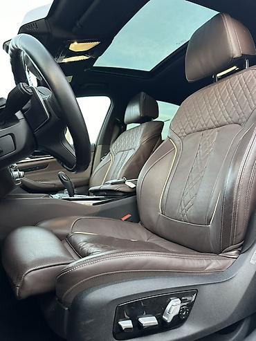 anda seat: BMW 530: 2021 г., 2 л, Автомат, Электромобиль, Седан — 9