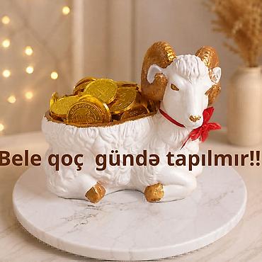 dekor ad günü: Məhsul: Qoç fiqurlu dekorativ qab - Zərif dizayn: Ağ rəngdə, qızılı — 1