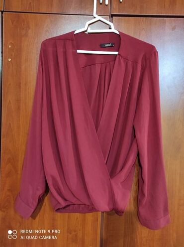 qadın üçün ağ bluz: XL (EU 42), rəng - Qırmızı