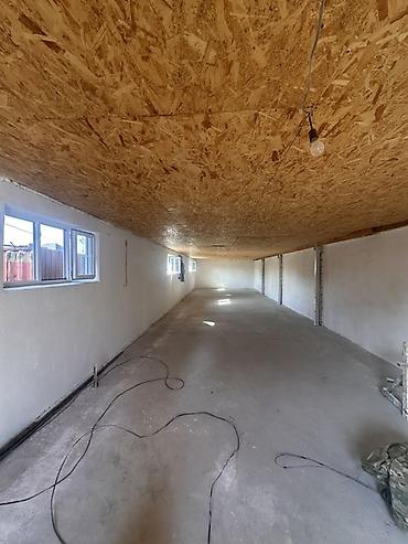 100 м²