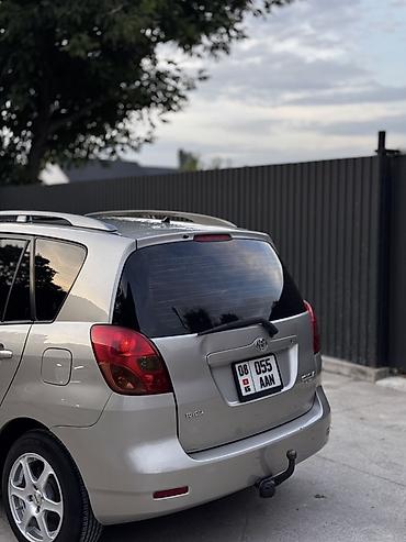 transporter multivan: Toyota Corolla Verso: 2002 г., Механика, Дизель, Универсал — 5
